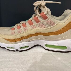 Cream and Tan Nike Air Max